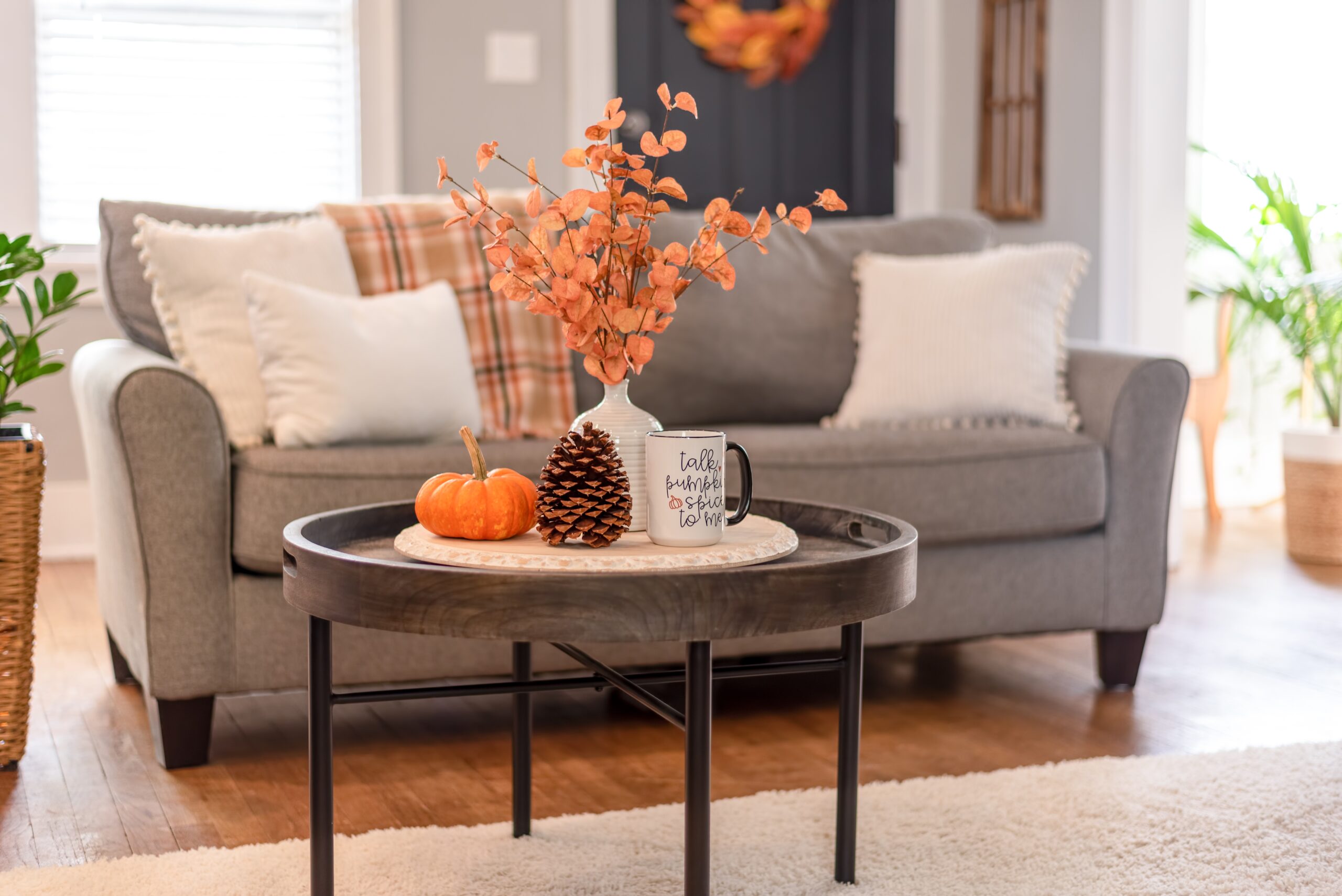 fall decorated living room